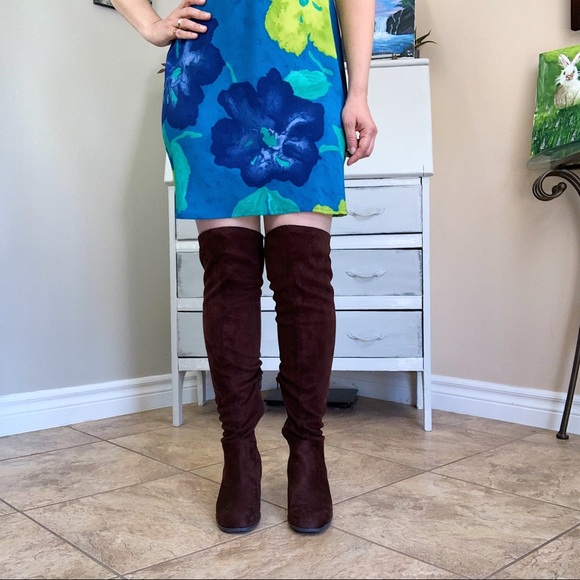 Tall Sueded Brown Block Heel Over The Knee Boots - Picture 14 of 16